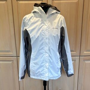 Columbia Women's Utility Jacket in White and Gray